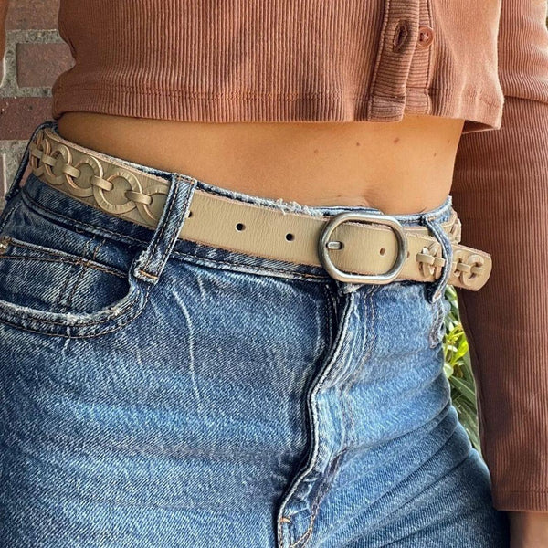 Anisa | Skinny Circle Links Leather Belt